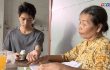 Chuyến xe nhân ái: Cháu trai sống với ngoại từ 8 tháng tuổi, ước mơ làm bác sĩ chữa bệnh cho bà